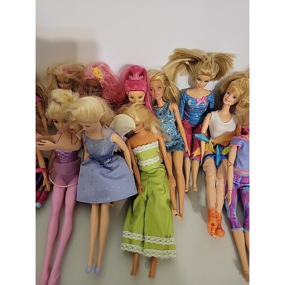 Barbie Doll Lot 16 dolls - Picture 5 of 12